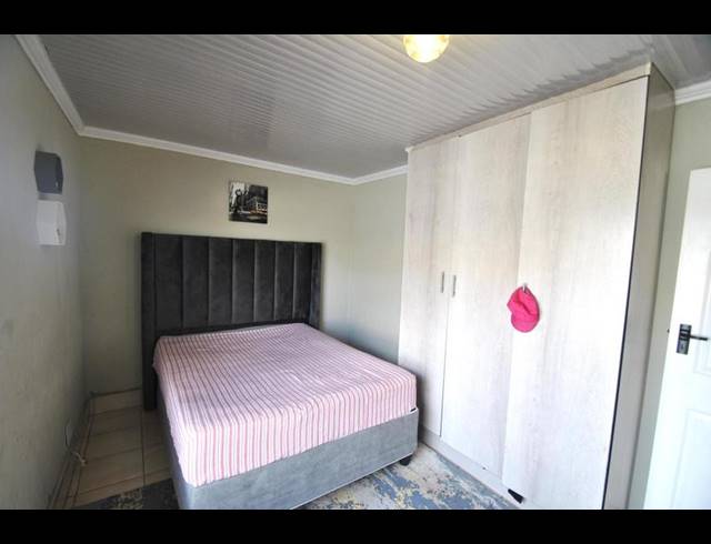 2 BEDROOM HOUSE FOR SALE IN DAWN PARK